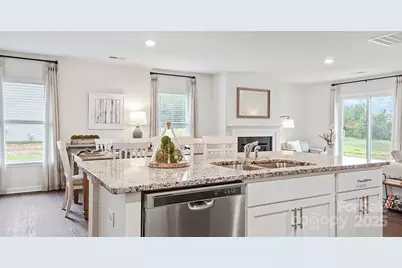 12121 Lady Bell Drive, Charlotte, NC 28278 - Photo 7