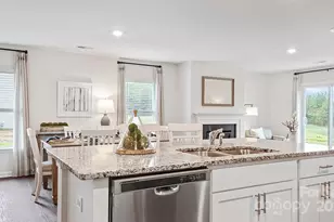 12121 Lady Bell Dr, Charlotte, NC 28278 - Photo 7