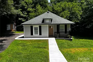 305 E Henry St, Belmont, NC 28012 - Photo 1