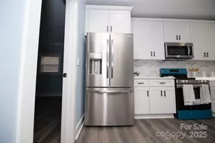 305 E Henry St, Belmont, NC 28012 - Photo 11