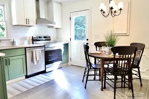 3921 Lake Rd, Charlotte, NC 28269 - Photo 11