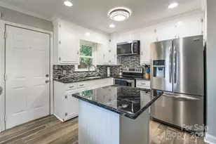 111 Berry St, Chester, SC 29706 - Photo 5