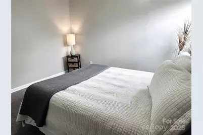 2202 16th Avenue NE, Hickory, NC 28601 - Photo 17