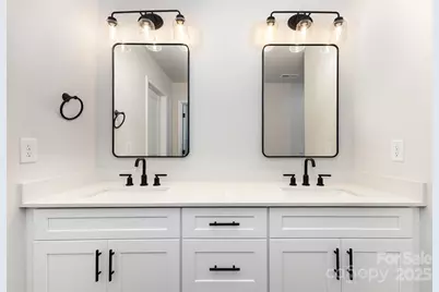 3005 Sadler Woods Lane, Charlotte, NC 28214 - Photo 19