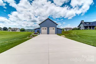 147 Majestic Ridge Rd, Mills River, NC 28759 - Photo 3