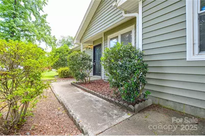 5424 Amado Street, Charlotte, NC 28215 - Photo 3