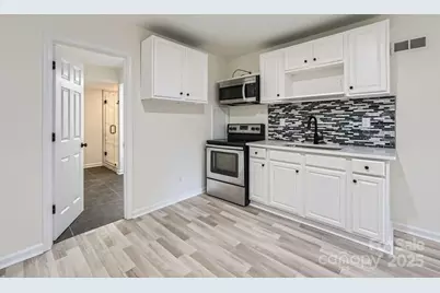 1224 E Woodlawn Road, Charlotte, NC 28209 - Photo 25