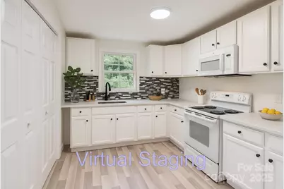 1224 E Woodlawn Road, Charlotte, NC 28209 - Photo 9