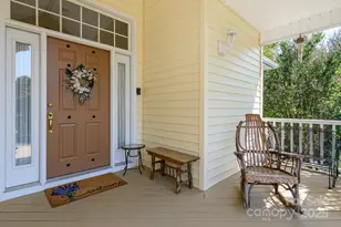 100 Bayberry Way, Hendersonville, NC 28739 - Photo 5