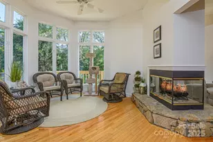 100 Bayberry Way, Hendersonville, NC 28739 - Photo 11