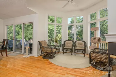 100 Bayberry Way, Hendersonville, NC 28739 - Photo 13