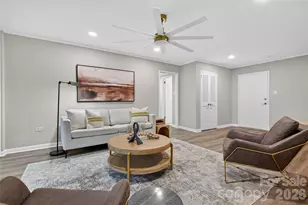 1300 Queens Rd, Charlotte, NC 28207 - Photo 3