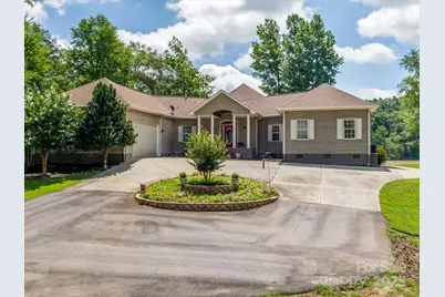 887 Living Waters Drive, Great Falls, SC 29055 - Photo 3