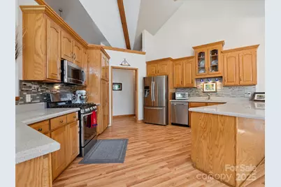 887 Living Waters Drive, Great Falls, SC 29055 - Photo 7