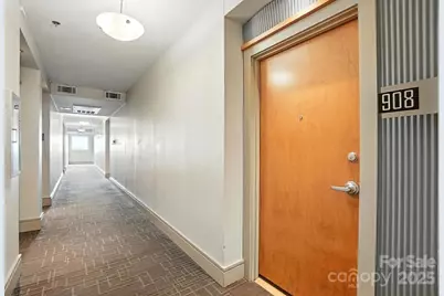 505 E 6th Street #908, Charlotte, NC 28202 - Photo 5