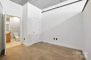 505 E 6th St, Charlotte, NC 28202 - Photo 33