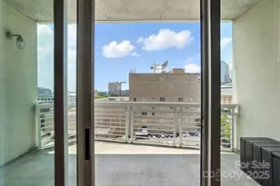 505 E 6th St, Charlotte, NC 28202 - Photo 39