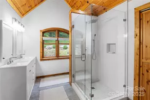 205 Chestnut Vlg, Mars Hill, NC 28754 - Photo 31