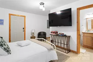 205 Chestnut Vlg, Mars Hill, NC 28754 - Photo 35