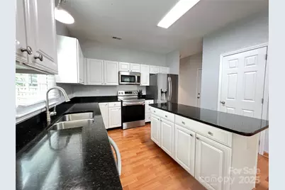 2609 Lamp Post Lane, Kannapolis, NC 28081 - Photo 7