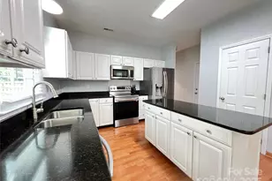 2609 Lamp Post Ln, Kannapolis, NC 28081 - Photo 7