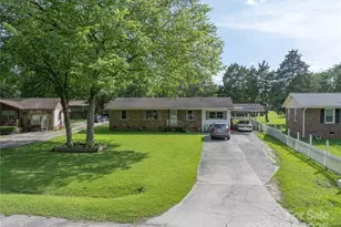 517 Fieldcrest Dr, Chester, SC 29706 - Photo 1