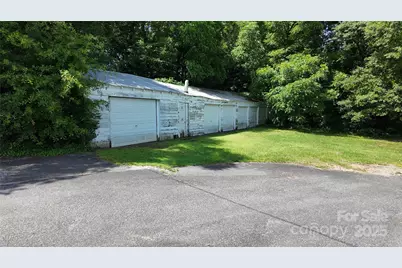 200 Dearborn Street, Great Falls, SC 29055 - Photo 3