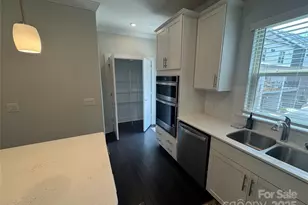 12115 Brooklyn Ave, Charlotte, NC 28204 - Photo 13