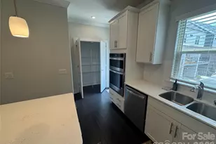 12115 Brooklyn Ave, Charlotte, NC 28204 - Photo 13