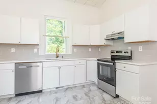 110 College St, Marshville, NC 28103 - Photo 3