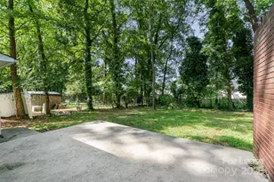 602 Camrose Dr, Charlotte, NC 28215 - Photo 13