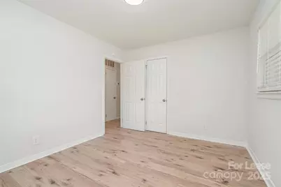 602 Camrose Drive, Charlotte, NC 28215 - Photo 9