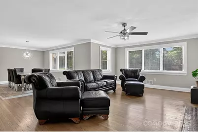 3127 N Center Street, Hickory, NC 28601 - Photo 3