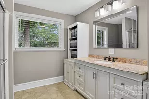 3127 N Center St, Hickory, NC 28601 - Photo 23