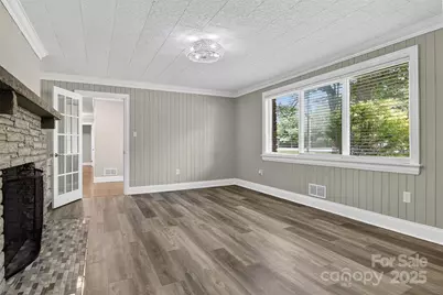 3127 N Center Street, Hickory, NC 28601 - Photo 17