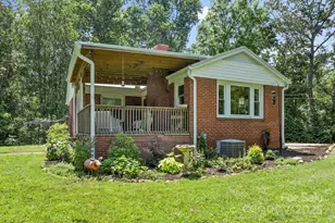 1215 Upper Brush Creek Rd, Fairview, NC 28730 - Photo 3