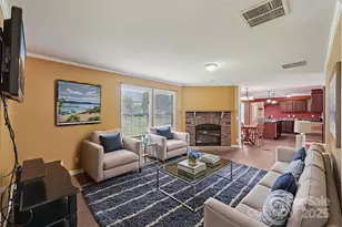 1069 Heather Glen Dr, Catawba, NC 28609 - Photo 3