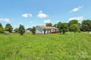 1069 Heather Glen Dr, Catawba, NC 28609 - Photo 21