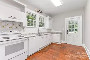 309 E Main St, Lattimore, NC 28089 - Photo 17