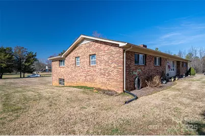 603 Tribal Road, Blacksburg, SC 29702 - Photo 9