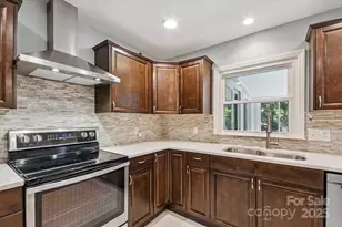 104 Britton Ave, Hendersonville, NC 28791 - Photo 11