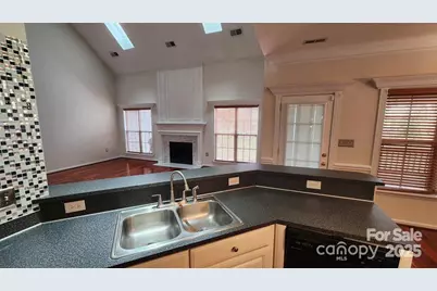 10607 Old Bridge Lane, Charlotte, NC 28269 - Photo 13