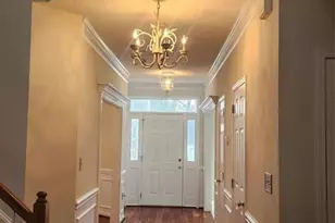 10607 Old Bridge Ln, Charlotte, NC 28269 - Photo 3