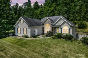 124 Shadow View Dr, Leicester, NC 28748 - Photo 11