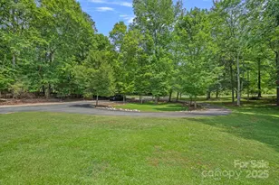 640 Lochaven Rd, Waxhaw, NC 28173 - Photo 11