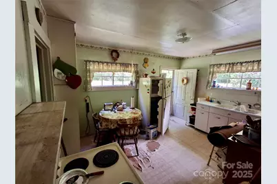 2087 Henry Road, Sylva, NC 28779 - Photo 35