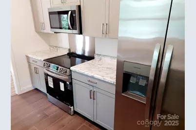 93 Badger Run, Hendersonville, NC 28739 - Photo 9