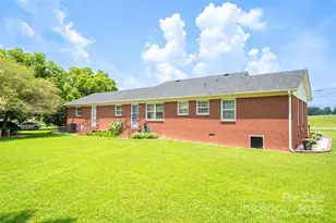 24132 Nc Hwy 73 Hwy, Albemarle, NC 28001 - Photo 27