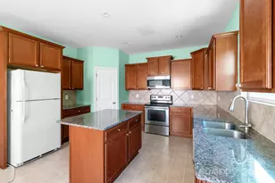 3296 Saddlebrook Dr, Midland, NC 28107 - Photo 9