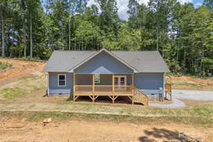 19 Keene St, Hendersonville, NC 28792 - Photo 33